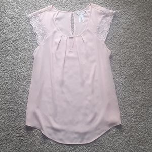 Chiffon with Lace Sleeves Shirt